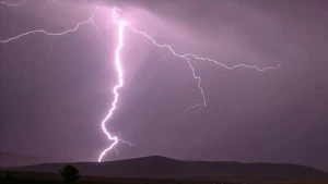 Leysan yağıb, şimşək çaxıb, güclü külək əsib - FAKTİKİ HAVA