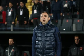 Super Liqa klubunda baş məşqçi istefası