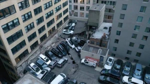 Qapalı avtopark çökdü – Ölü və yaralılar var