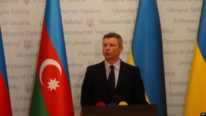 Ukrayna səfirindən Ramazan TƏBRİKİ - FOTO