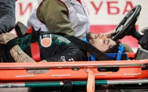 Futbolçu oyun zamanı huşunu itirdi