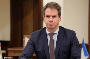 Feysbuk fransalı diplomatın “erməni soyqırımı” ilə bağlı paylaşımını sildi