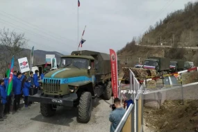 Laçın-Xankəndi yolundan RSK-nın iki maşını keçib