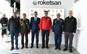 Müdafiə nazirinin müavinləri TEKNOFEST-də iştirak edib