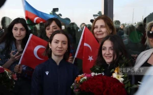 \"Dəvət üçün cənab İlham Əliyevə təşəkkür edirəm\" - Cansu Bektaş