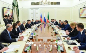 Mikayıl Cabbarov Tatarıstanın rəisi ilə görüşdü - FOTO