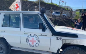 BQXK-nin avtomobillərində erməniəsilli şəxslər Xankəndidən Laçın istiqamətinə aparılıb