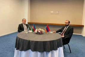 Mirzoyan Bayramovla görüş üçün ABŞ-a gedir