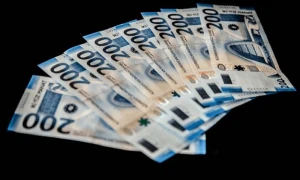 Azərbaycanda dövlət bu şəxslərə yemək pulu verəcək - RƏSMİ