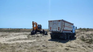 Qumu qanunsuz daşıyanlar cəzalandırıldı - FOTOLAR