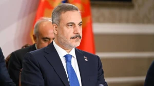 Hakan Fidan ukraynalı həmkarı ilə telefonla danışdı