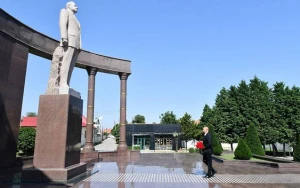 İlham Əliyev Şəmkirdədir - YENİLƏNDİ (FOTOLAR)