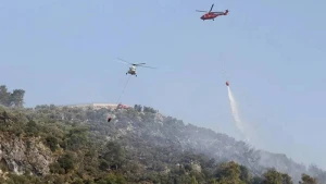 İki helikopter toqquşdu -  3 nəfər öldü