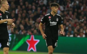 \"Beşiktaş\" millimizin sabiq üzvünü icarəyə verdi