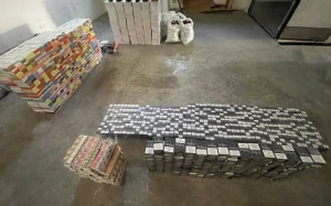 Gömrükdən ölkəyə gizli siqaret və pirotexniki vasitə keçirmək istədi