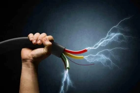 Naxçıvanda 30 yaşlı kişini elektrik cərəyanı vurdu