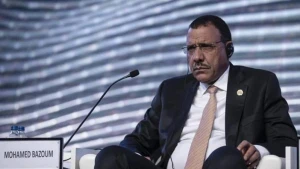 Nigerdə üsyançılar prezidenti vətənə xəyanətdə mühakimə etmək istəyirlər