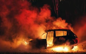 Sərhəd Xidmətinin avtomobili yandı