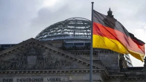 Almaniyada 2500 avro maaşı olan gözətçi işinə 1100 nəfər müraciət edib - FOTO