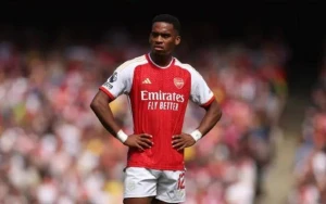 \"Arsenal\"ın yeni transferi zədələndi