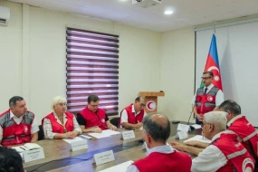 Azərbaycan Qızıl Aypara Cəmiyyətinin İdarəetmə Şurasının iclası keçirildi - FOTOLAR