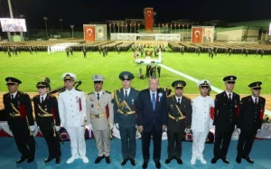 Türkiyədə üç azərbaycanlı zabit rütbəsi aldı - FOTO