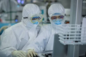 Bu ölkədə koronavirusun yeni variantına yoluxma aşkarlandı