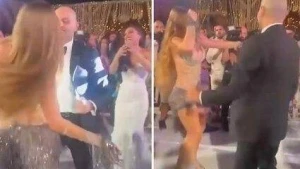 Bəy rəqqasəni gördü, gəlini unutdu - VİDEO