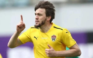 \"Sabah\" daha bir transfer edir