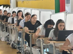 Bu gün 3 mindən çox müəllim imtahan verir - FOTOLAR