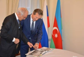 Polad Bülbüloğlu həmkarını Qarabağ barədə məlumatlandırdı