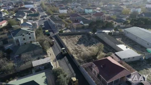 Saray qəsəbəsində Mikayıl Müşfiq küçəsi əsaslı şəkildə təmir edilir - VİDEO