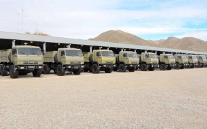 Əlahiddə Ümumqoşun Ordusunda avtomobil texnikalarına baxış keçirildi - VİDEO