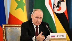 Putin BƏƏ və Səudiyyə Ərəbistanına səfər edəcək