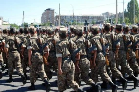 Ermənistan ordusunun üç hərbçisi saxlanıldı