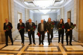Hərbi Prokurorluqda Heydər Əliyevin vəfatının ildönümü ilə bağlı anım mərasimi keçirildi - FOTOLAR