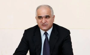 Şahin Mustafayev Overçukla görüşdü