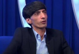 Vüqar Əbdülovdan Baləliyə sərt sözlər: \"Oxuduğu meyxana deyil...\"
