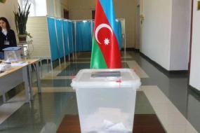 Kimlər prezidentliyə namizədliyini irəli sürə bilərlər? - Konstitusiyadan çıxarış