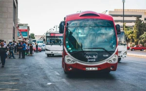 Sərnişinləri yolda qoyub avtobusu tərk edən sürücü işdən çıxarıldı