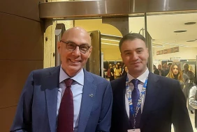 QAİ nümayəndəsi BMT-nin İnsan hüquqları üzrə Ali Komissarı ilə görüşdü