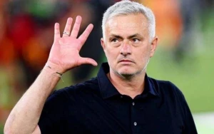 \"Qısqanc deyiləm, amma...\" - Mourinyo