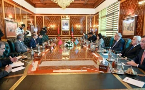 Spiker daha bir görüş keçirdi 