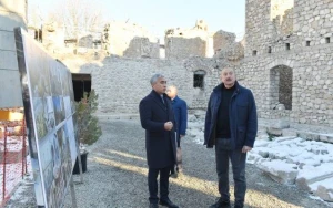 Prezident Aşağı Gövhər Ağa məscidində - FOTOLAR