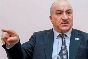 “Qızlar universitetlərə şəhvət doğuracaq geyimdə gedirlər” - Deputatdan qalmaqallı açıqlama