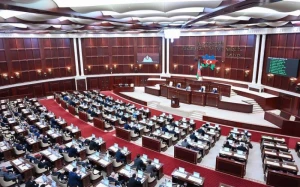 Deputatlar 8 məsələyə görə toplaşdı - SİYAHI