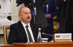 İlham Əliyev Sankt-Peterburqda qeyri-rəsmi naharda iştirak etdi