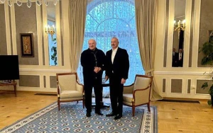 Əliyev Lukaşenko ilə görüşdü - FOTO