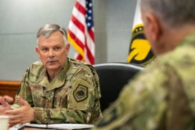 “Çin kəşfiyyat şarı partlayıcı maddə daşıya bilərdi” - Amerikalı general