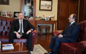 İlham Əliyev Türkiyə səfirliyinə getdi - FOTO